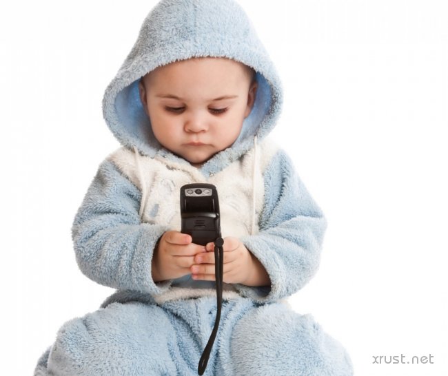 Стоит ли покупать телефон ребенку?